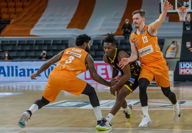 因此必须采 因此必须采